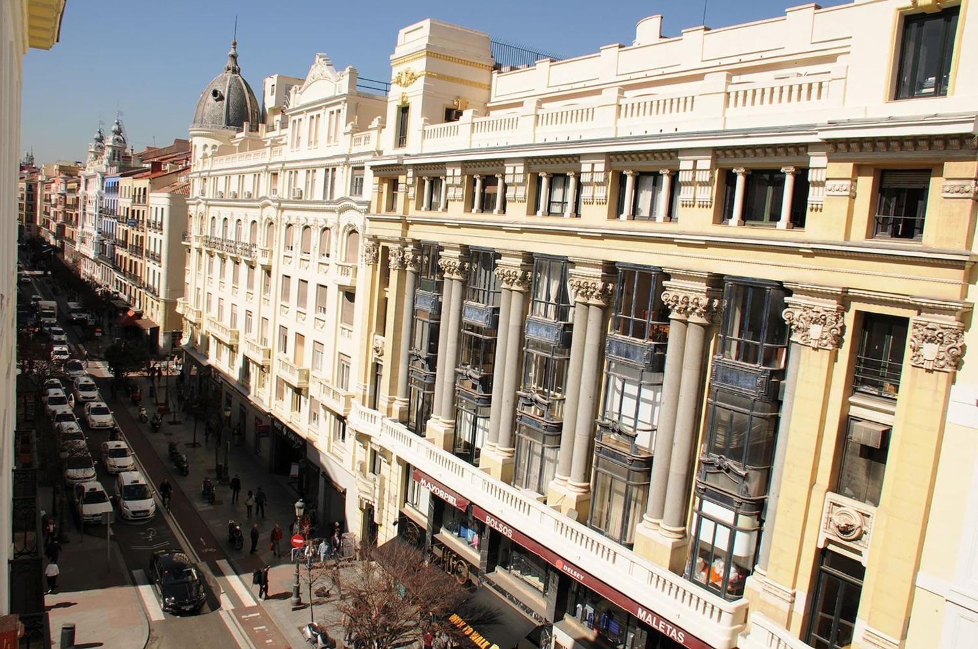 Apartamentos Day Madrid Ildefonso Centro Gran Via Sol Malasana Exterior photo